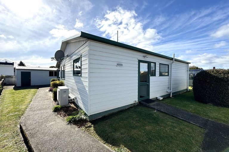 Photo of property in 50d Lanark Street, Balclutha, 9230