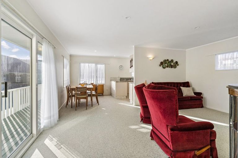 Photo of property in 96a Derwent Street, Island Bay, Wellington, 6023