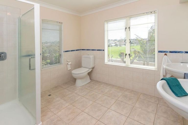 Photo of property in 13 Haven Crest, Somerville, Auckland, 2014