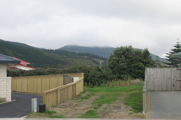 Photo of property in 12 Brookfield Place, Paraparaumu, 5032