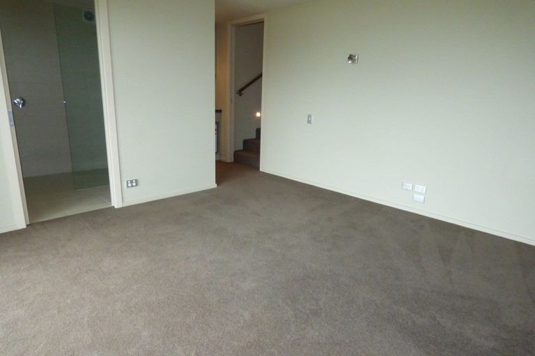 Photo of property in 12 Avon Street, South Hill, Oamaru, 9400