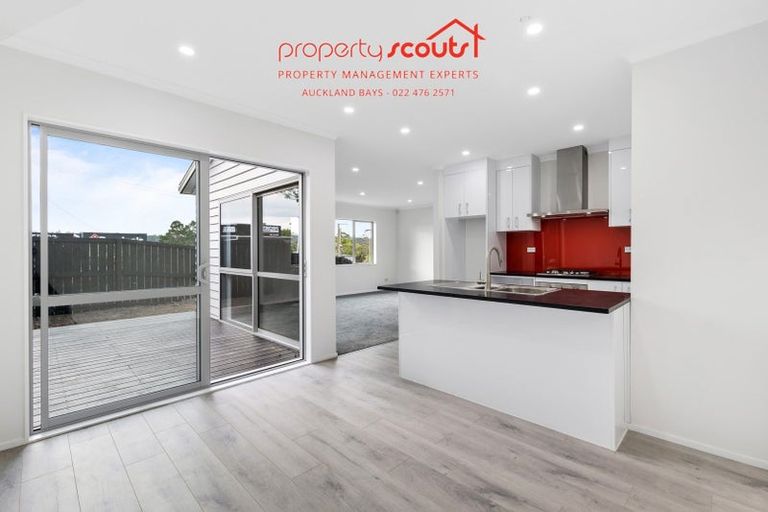 Photo of property in 103 Beach Haven Road, Beach Haven, Auckland, 0626