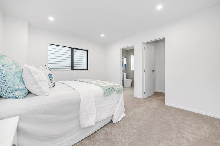 Photo of property in 48 Elevation Street, Flat Bush, Auckland, 2019