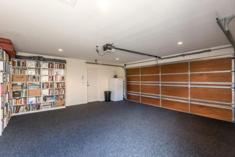 Photo of property in 113b Cook Street, Cockle Bay, Auckland, 2014