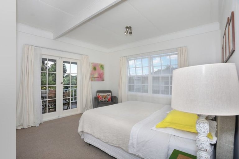 Photo of property in 38 Grey Street, Marton, 4710