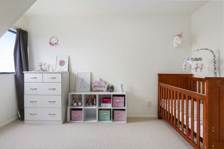 Photo of property in 6a Gills Avenue, Papakura, 2110