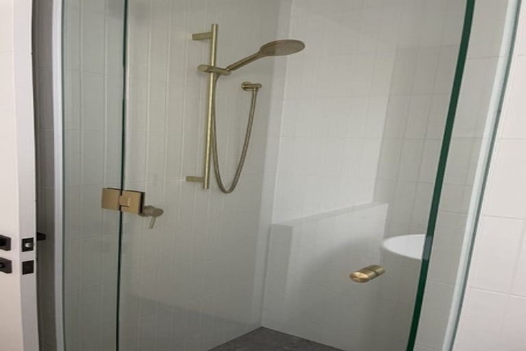 Photo of property in 11 Kereru Crescent, Wanaka, 9305