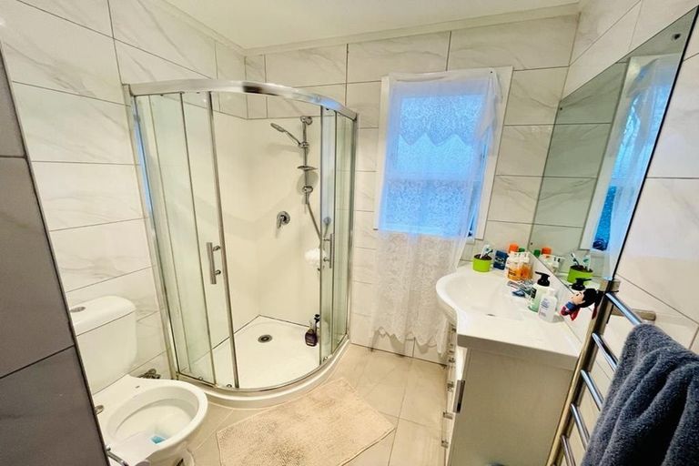 Photo of property in 10 Wordsworth Road, Manurewa, Auckland, 2102