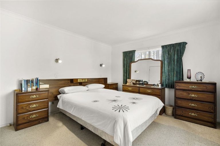 Photo of property in 44 Centorian Drive, Windsor Park, Auckland, 0632