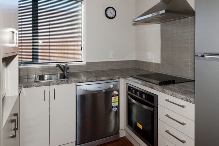 Photo of property in 4/14 London Street, Richmond, Christchurch, 8013