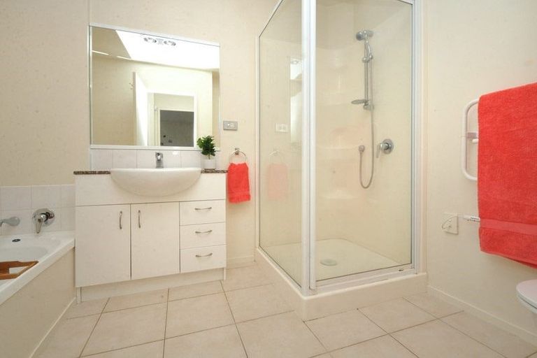 Photo of property in 15/18 Alicante Avenue, Hillpark, Auckland, 2102