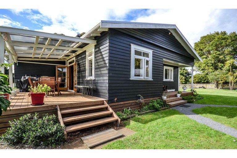 Photo of property in 335 Takou Bay Road, Kaeo, Kerikeri, 0295