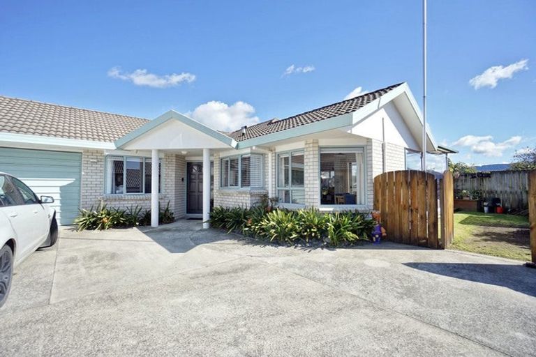 Photo of property in 48 Fairview Place, Te Puke, 3119