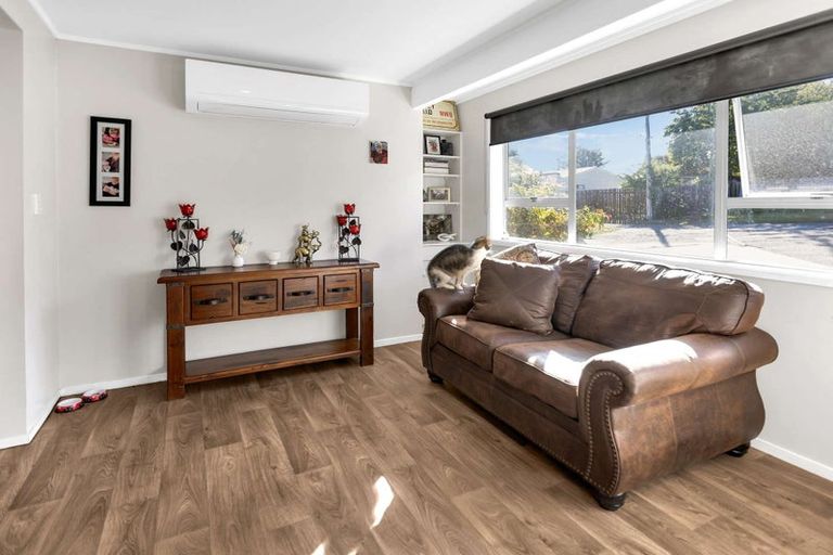 Photo of property in 10 Bay Grove, Pukehangi, Rotorua, 3015