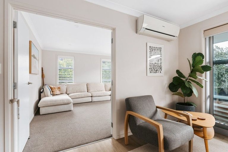 Photo of property in 6 Lakeside Terrace, Omokoroa, 3114