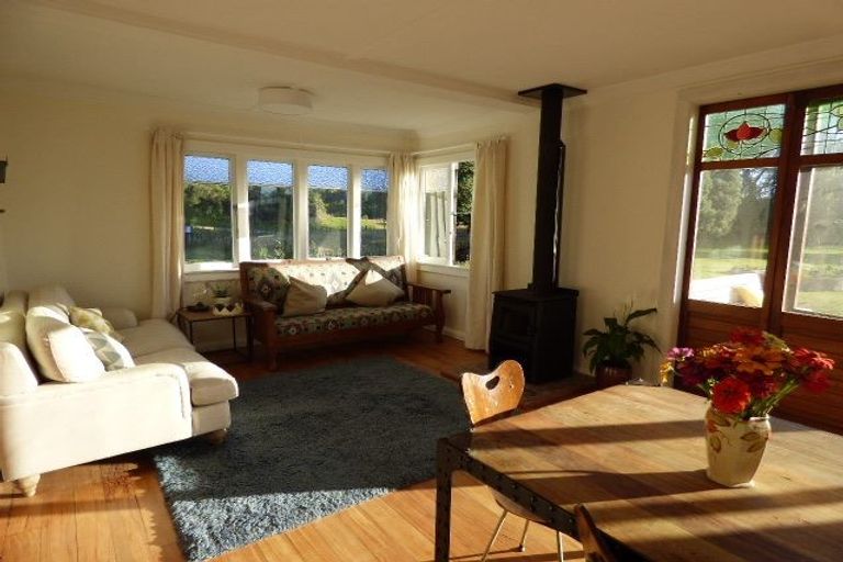 Photo of property in Cumming Street, Okato, 4335