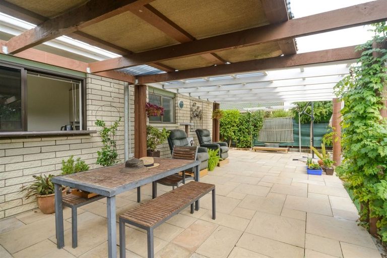 Photo of property in 49 Chippendale Crescent, Highbury, Palmerston North, 4412