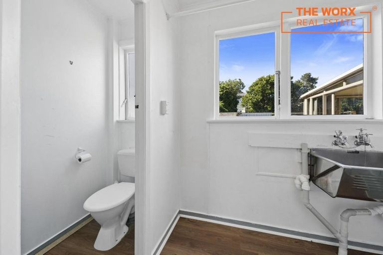 Photo of property in 136a Dimock Street, Titahi Bay, Porirua, 5022