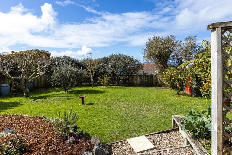 Photo of property in 18 Rawhiti Place, Snells Beach, 0920