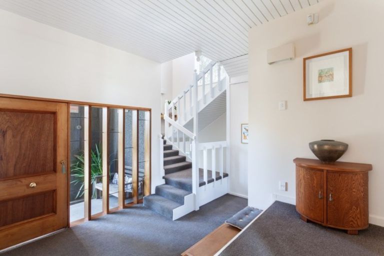 Photo of property in 118 Oceanbeach Road, Mount Maunganui, 3116