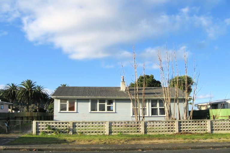 Photo of property in 6 Leaity Street, Moerewa, 0211