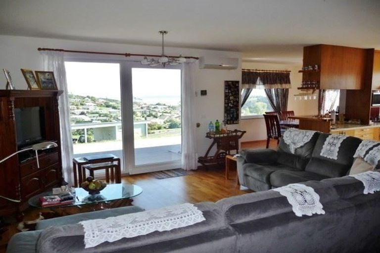 Photo of property in 10 Freyja Crescent, Coopers Beach, 0420