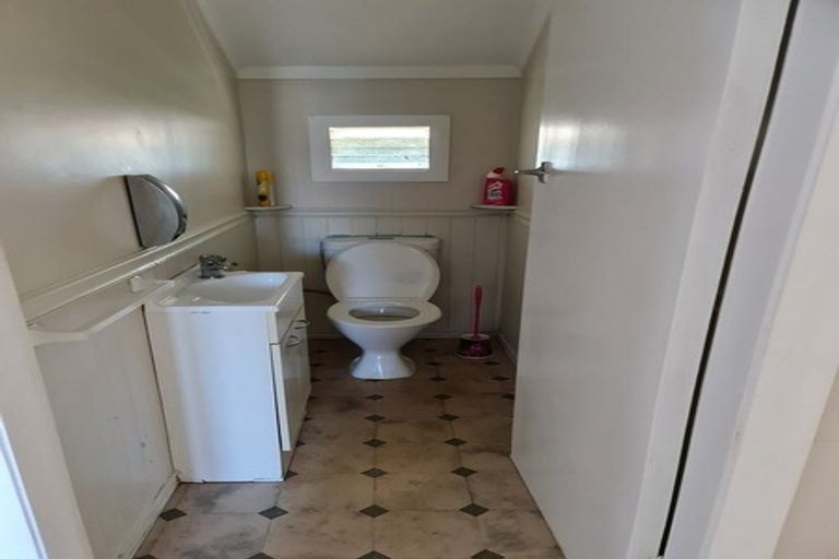 Photo of property in 580 Weymouth Road, Weymouth, Auckland, 2103