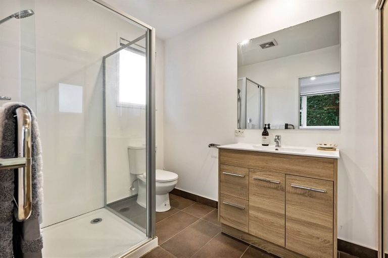 Photo of property in 176 Ti Rakau Drive, Pakuranga Heights, Auckland, 2010