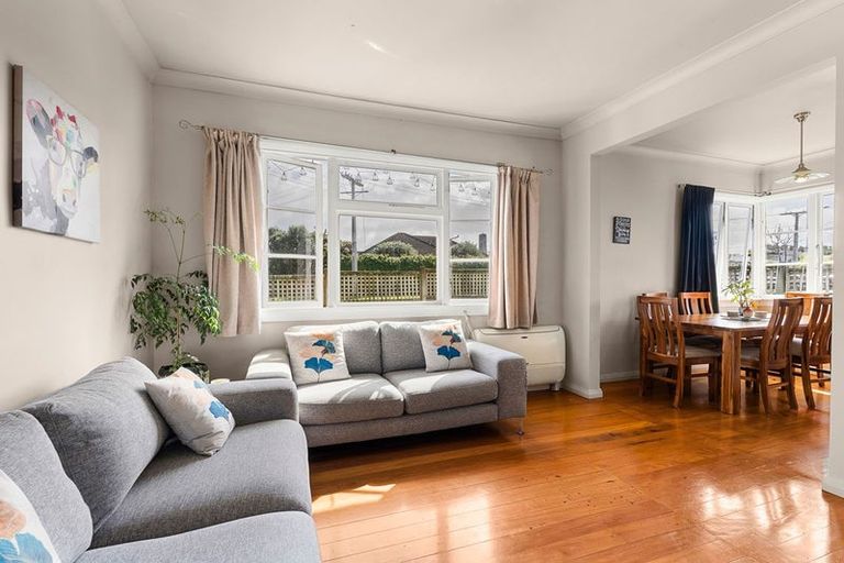 Photo of property in 66 Doone Street, Lynmouth, New Plymouth, 4310