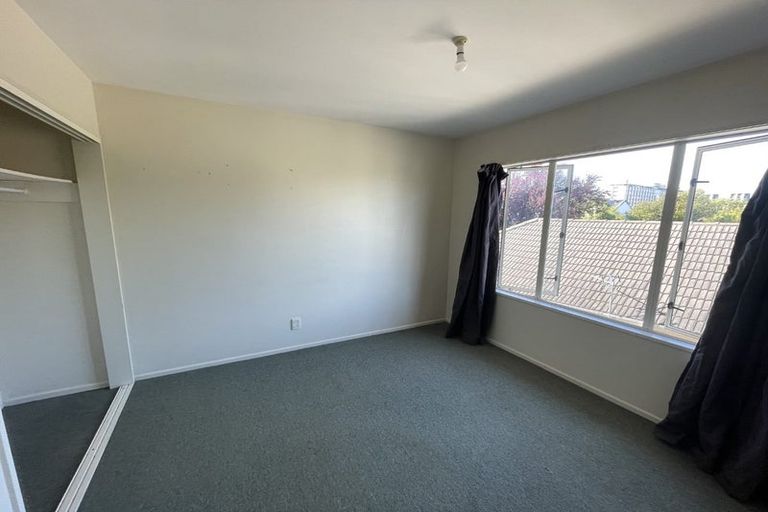 Photo of property in 16 Barlow Street, Ilam, Christchurch, 8041