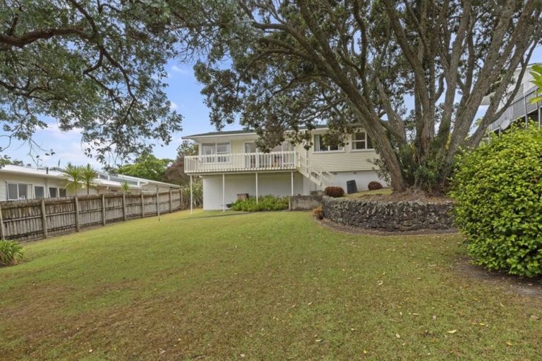 Photo of property in 22 Mawson Avenue, Torbay, Auckland, 0630