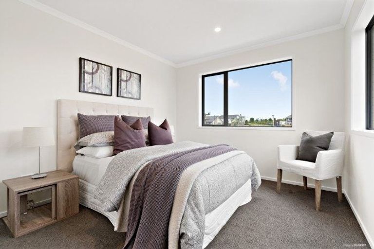 Photo of property in 76 Hayfield Way, Karaka, Papakura, 2113