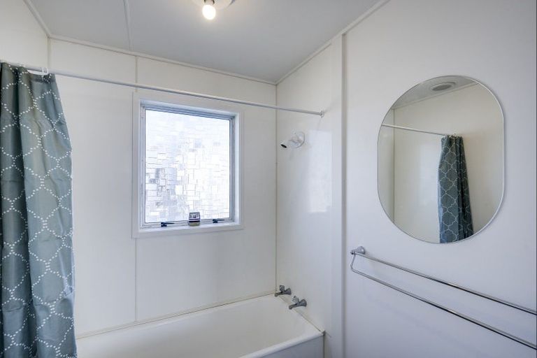 Photo of property in 9 Weddell Street, Flaxmere, Hastings, 4120