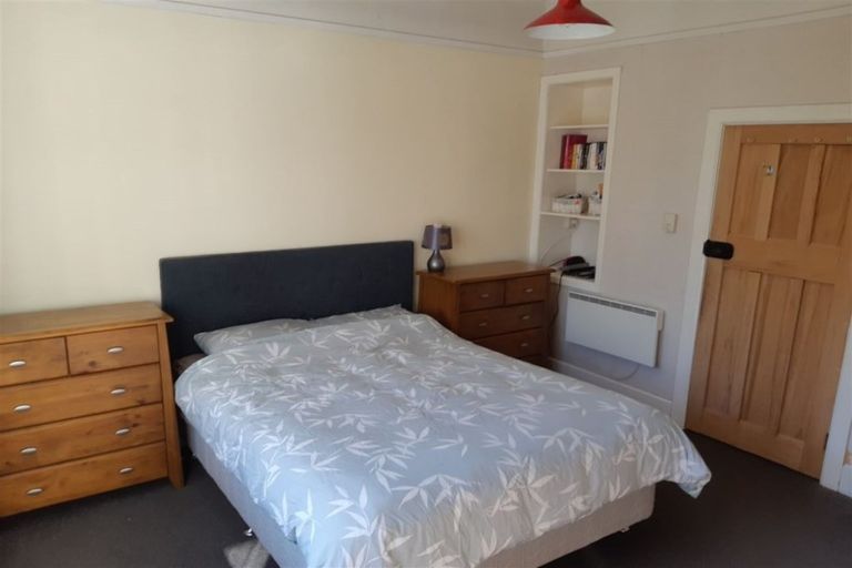 Photo of property in 1 Edward Street, Waimate, 7924