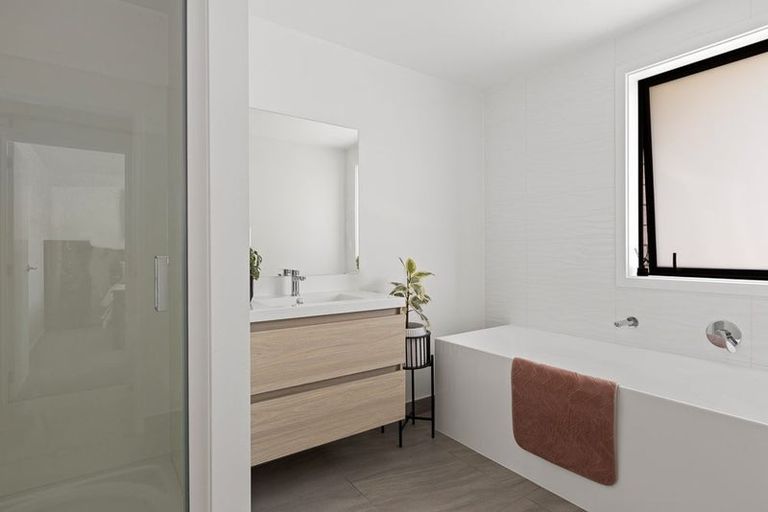 Photo of property in 6 Parkdale Close, Snells Beach, 0920