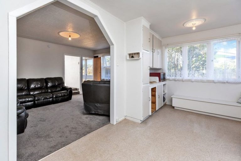 Photo of property in 15 Taraire Crescent, Otangarei, Whangarei, 0112