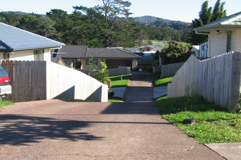 Photo of property in 72 View Ridge Drive, Ranui, Auckland, 0612