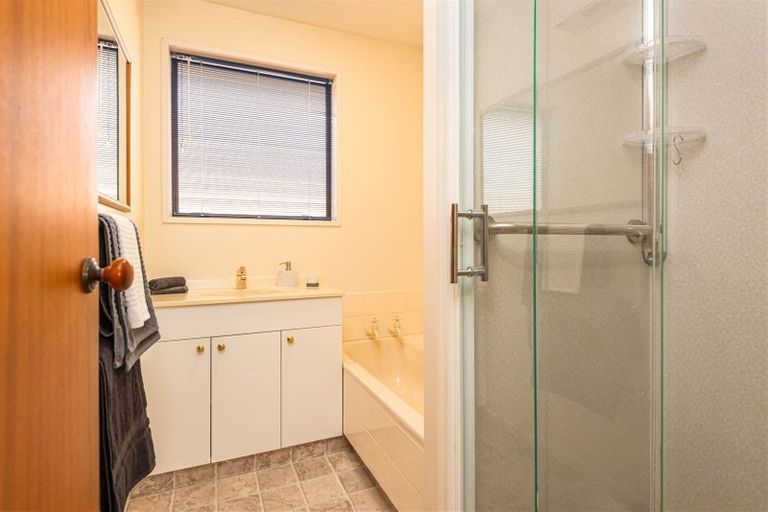 Photo of property in 1/30 Westgrove Avenue, Avonhead, Christchurch, 8042