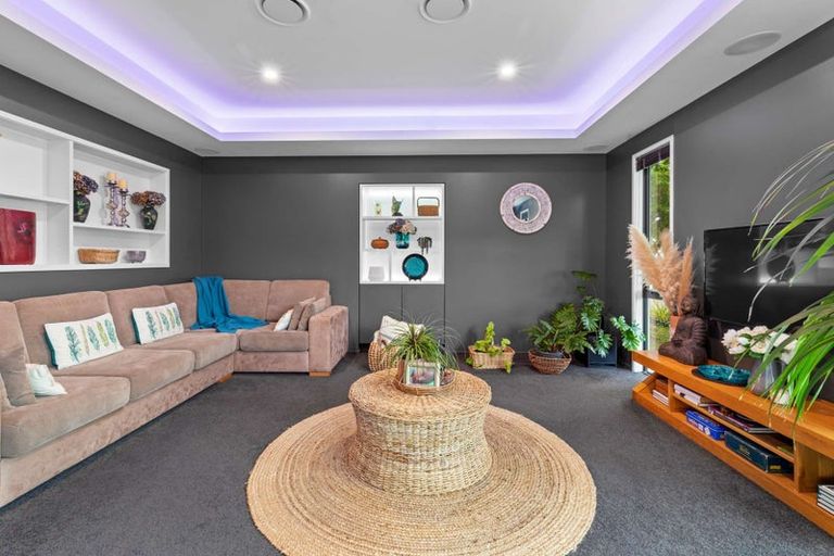 Photo of property in 20 Mcneish Place, Pokeno, 2402