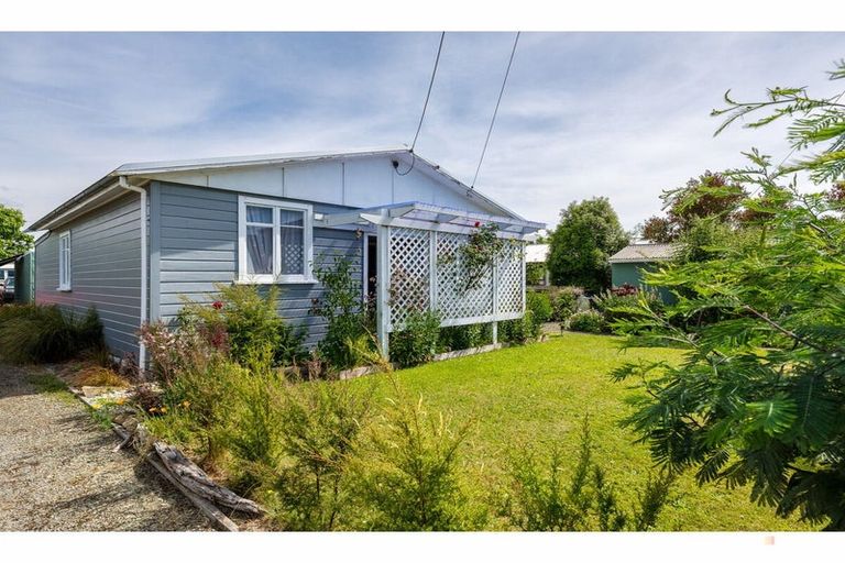 Photo of property in 35 Allan Street, Waimate, 7924