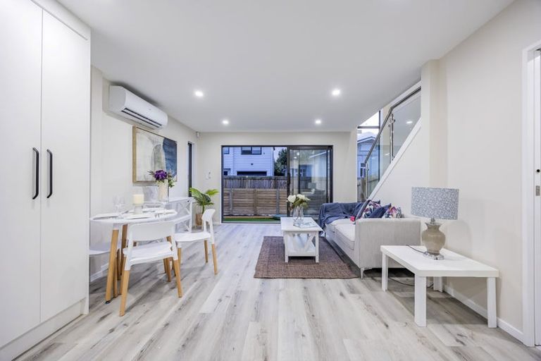 Photo of property in 4/6 Vine Street, Mangere East, Auckland, 2024