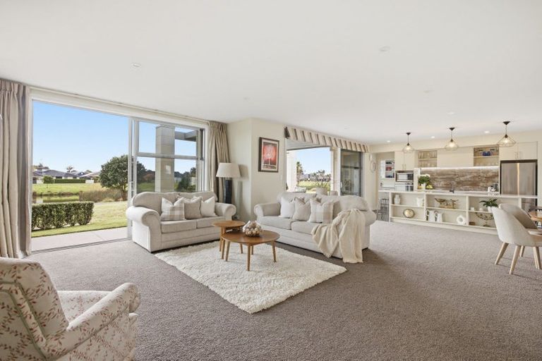 Photo of property in 71 Palm Springs Boulevard, Papamoa Beach, Papamoa, 3118