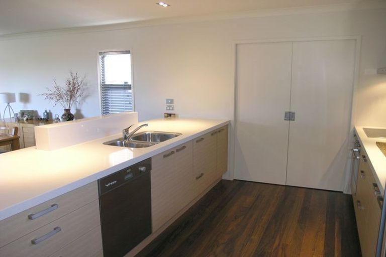 Photo of property in 71 Rototuna Road, Rototuna, Hamilton, 3210