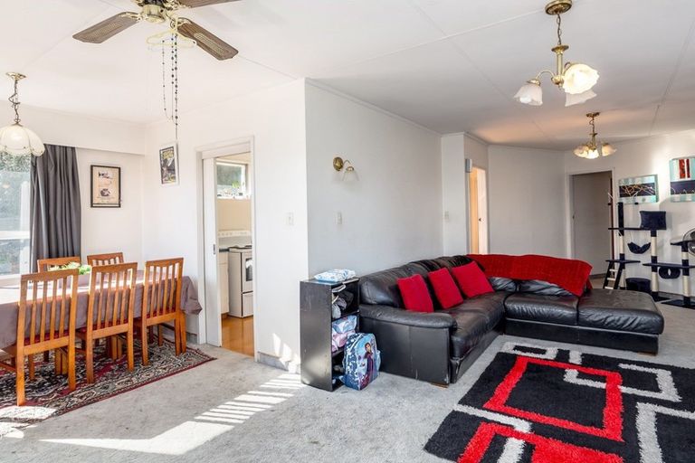 Photo of property in 6a Oxford Street, Lansdowne, Masterton, 5810