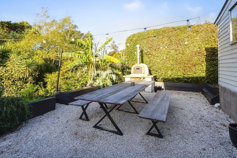 Photo of property in 43 Drake Street, Howick, Auckland, 2014