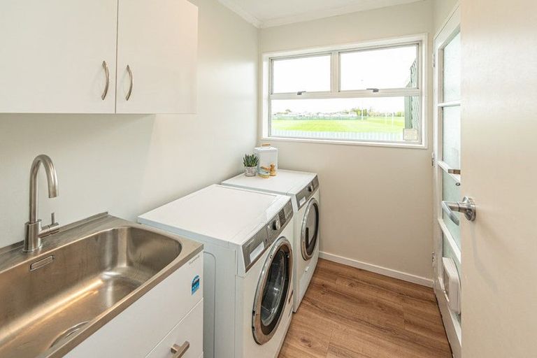 Photo of property in 9 Ascot Street, Levin, 5510