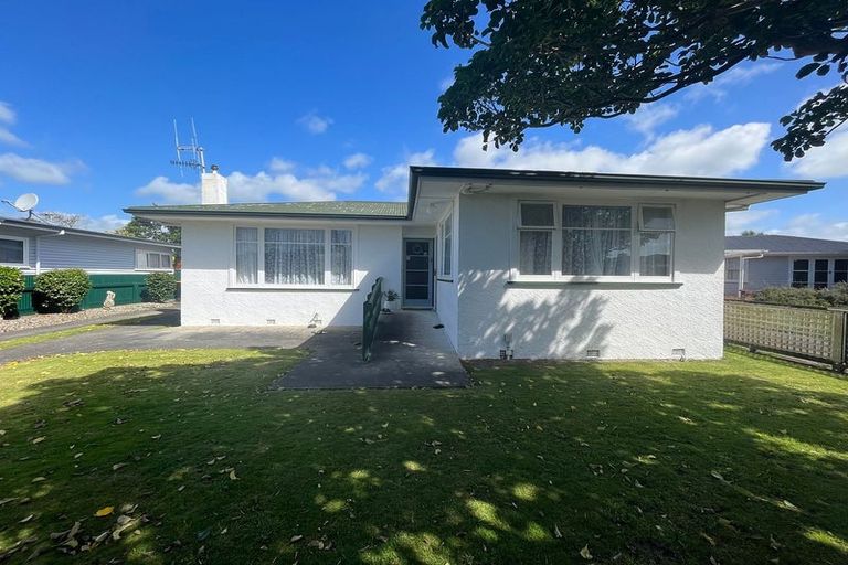 Photo of property in 9 Hartley Place, Awapuni, Palmerston North, 4412