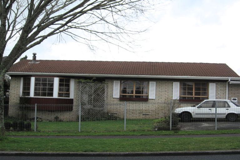 Photo of property in 12 Fairdale Avenue, Red Hill, Papakura, 2110