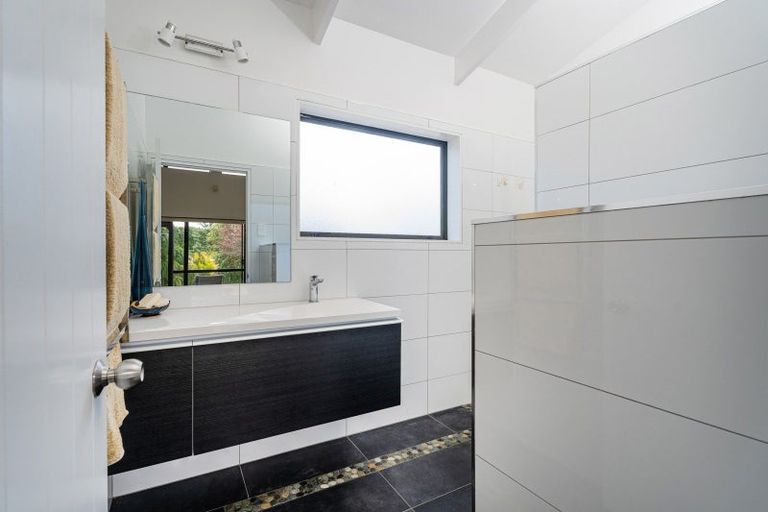 Photo of property in 32 Julian Road, Onemana, Whangamata, 3691