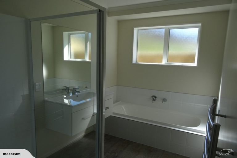 Photo of property in 5 Olivias Place, Stoke, Nelson, 7011